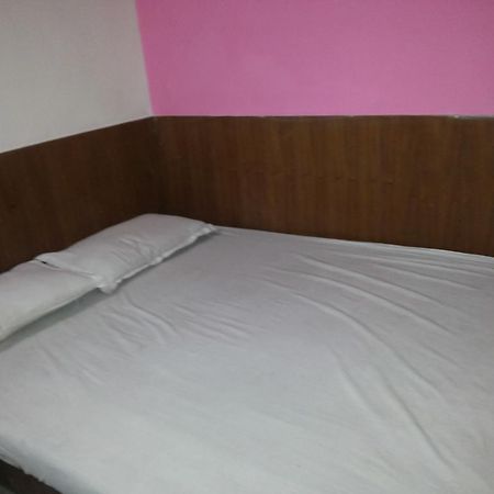 Mahesh Guest House New Delhi Room photo